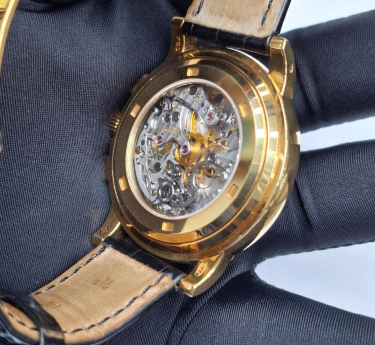 Patek Philippe Chronograph Yellow Gold Never Polished