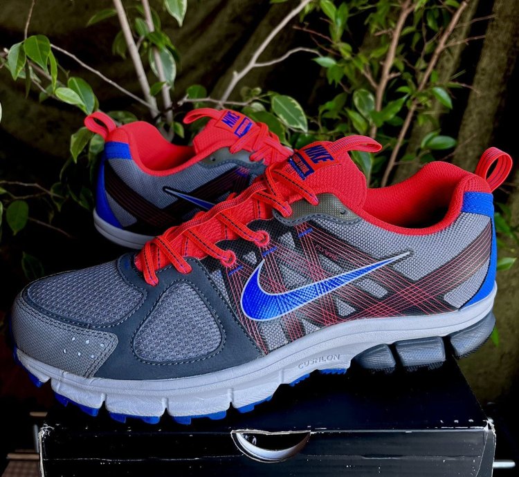 Vintage Nike Air Pegasus 28 Trail
