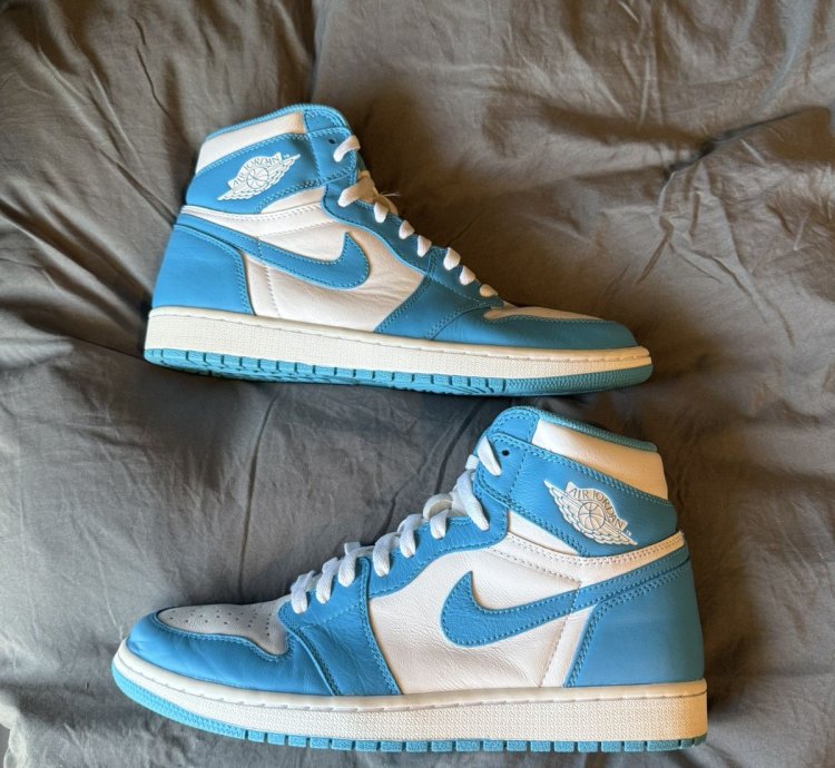 Air Jordan 1 Unc Powder Blue 2015 Size 10 5