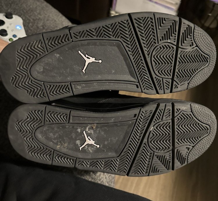 Jordan 4