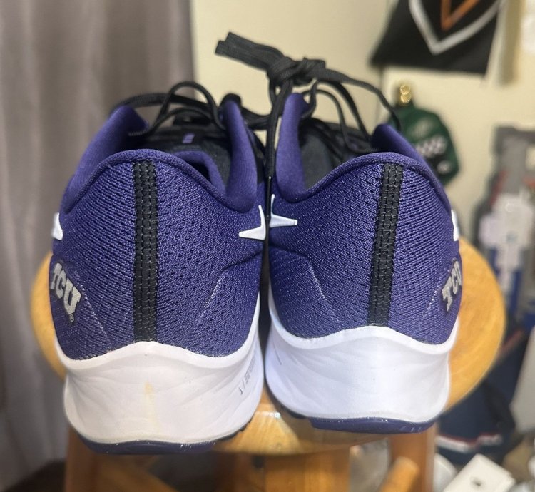 Vintage Nike Air Zoom Pegasus 38 Tcu 2022 Size 11 5