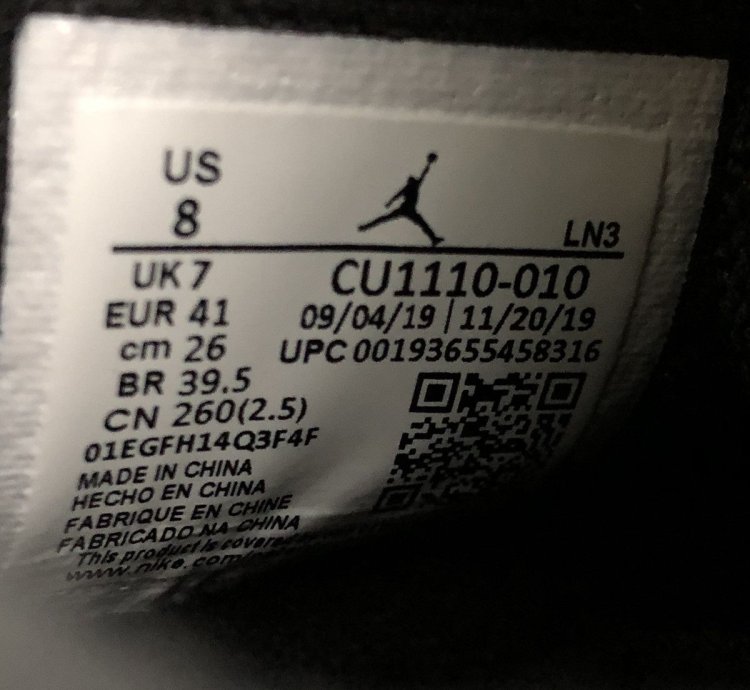Jordan 4 Black Cat