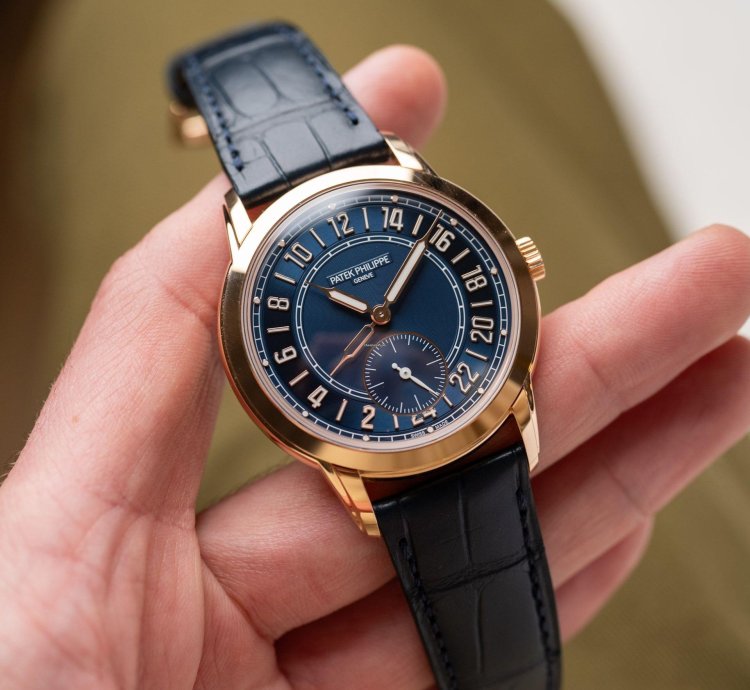 Patek Philippe Complications 2025 5224r-001
