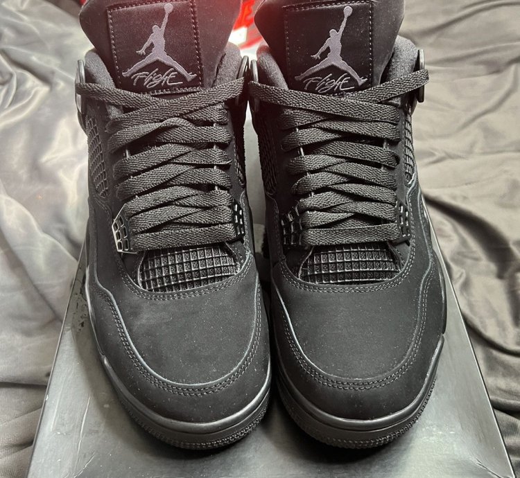 Jordan 4 Black Cats