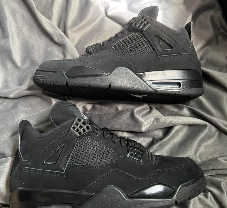Jordan 4 Black Cats
