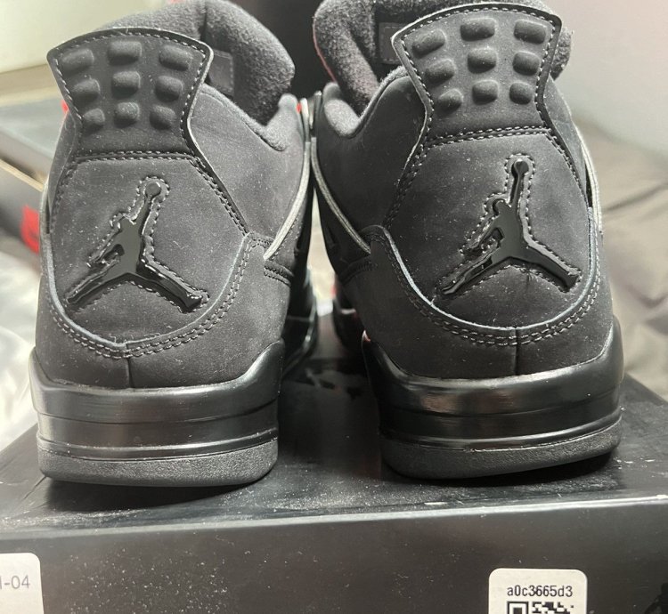 Jordan 4 Black Cats