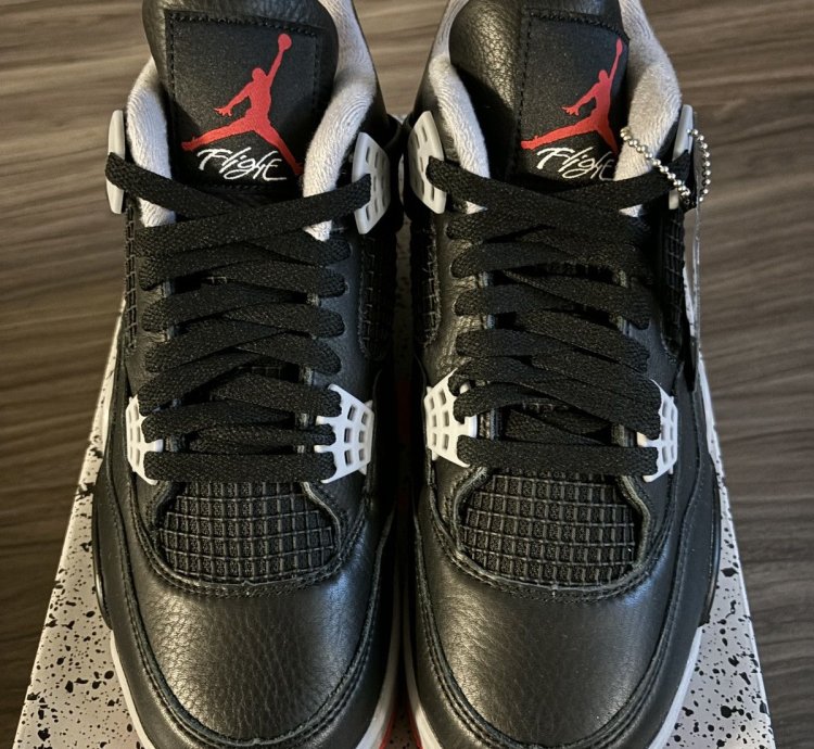 Jordan 4 Bred Reimagined Size 8 5