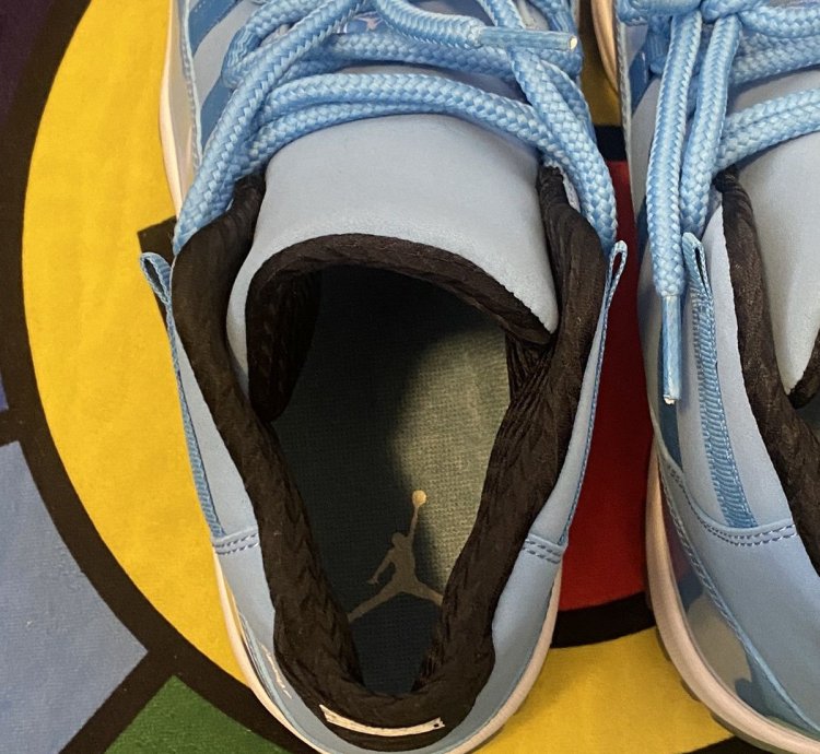 Air Jordan 11 Retro Pantone 2014