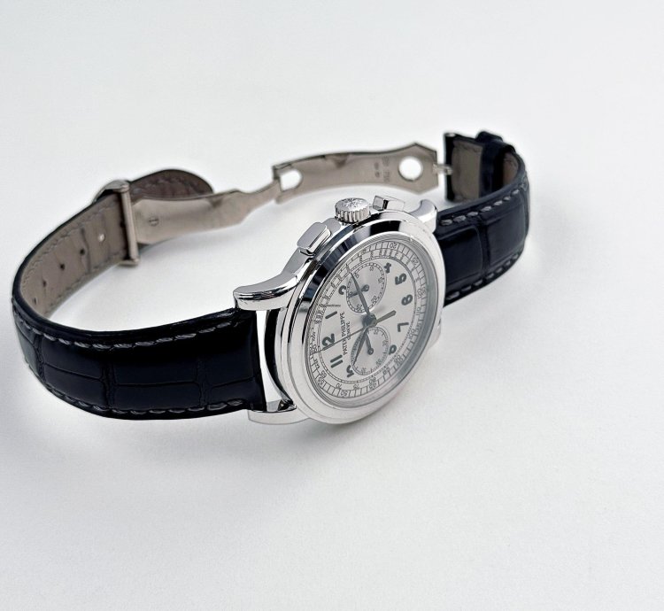Patek Philippe Complications 5070g-001 Annual Calendar Chronograph White Gold Silver Dial 2007