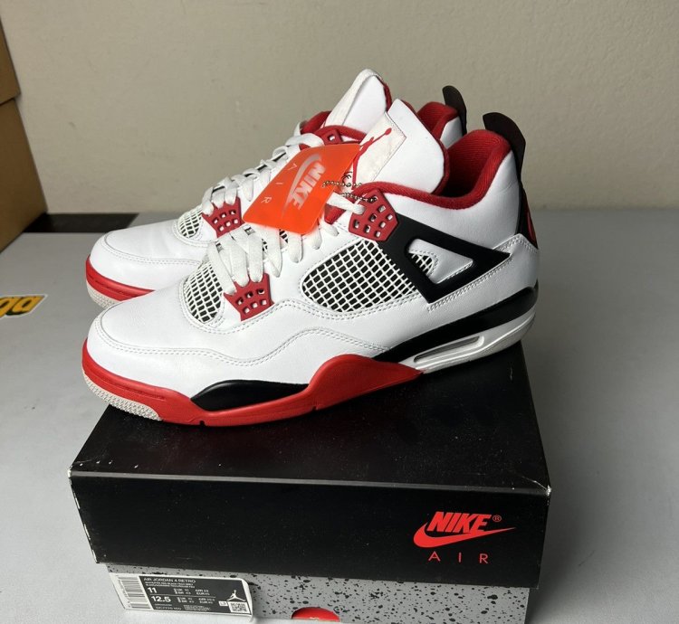 Jordan 4 Fire Red