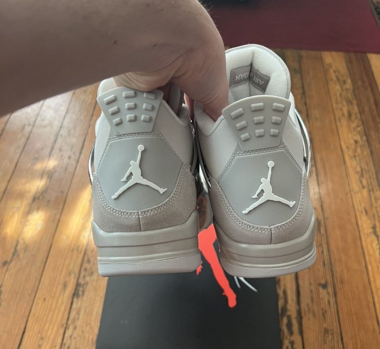 Jordan 4 Frozen Moments Ds