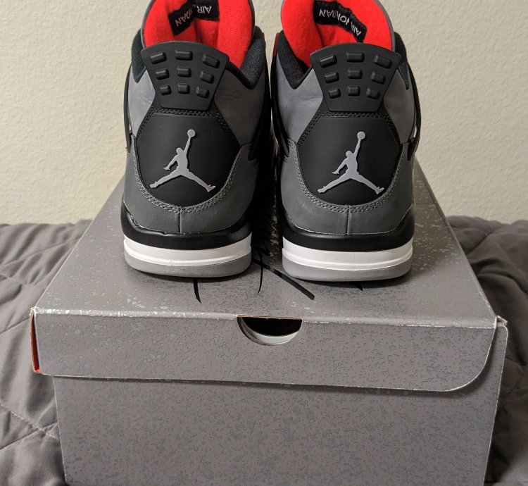 Jordan 4 Infared Sz 12 5