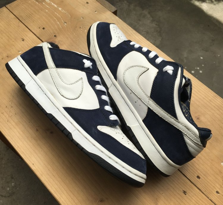 Vintage Nike Dunk Low Pro White Obsidian 2003
