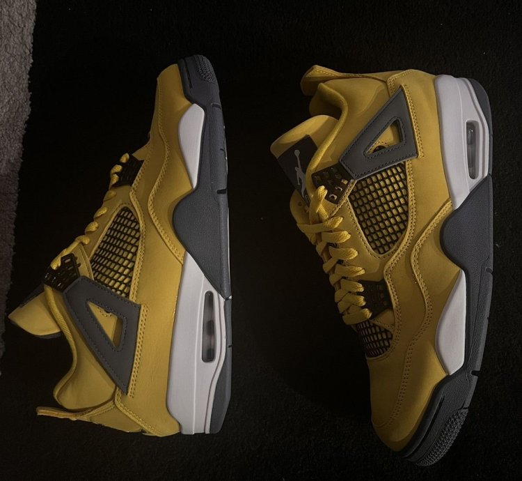 Jordan 4 Lightning