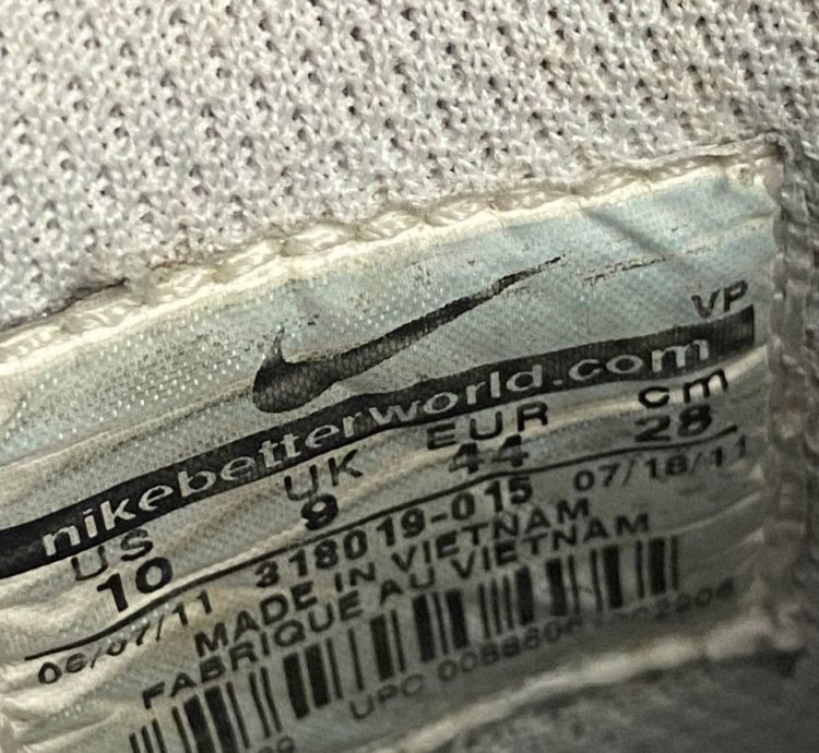 Vintage Nike Dunk Low Spiderman Colorway 2011