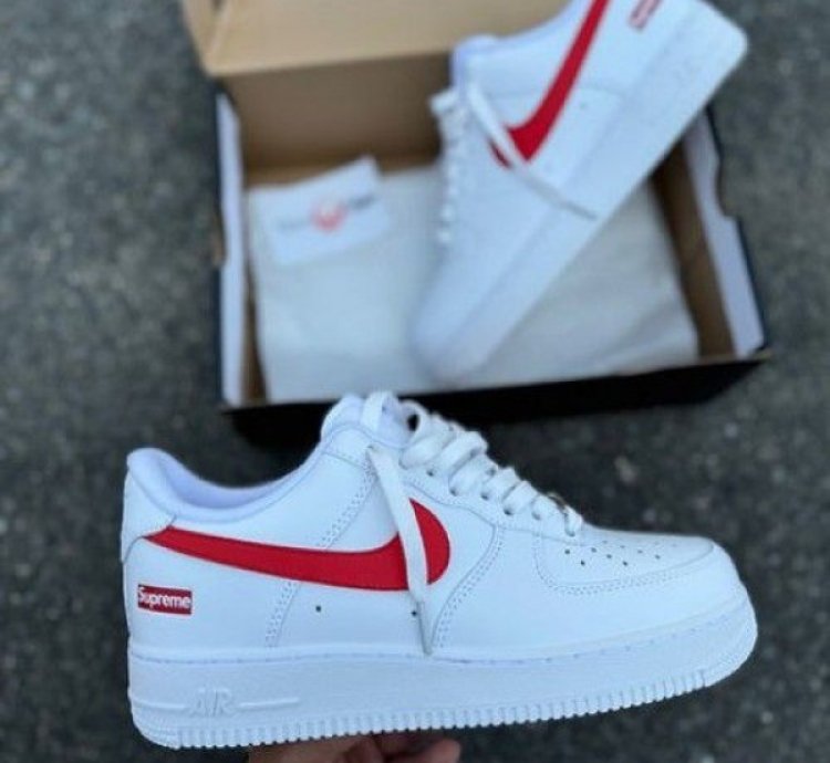 Supreme X Nik E Air Force 1 Low White Red Sneakers