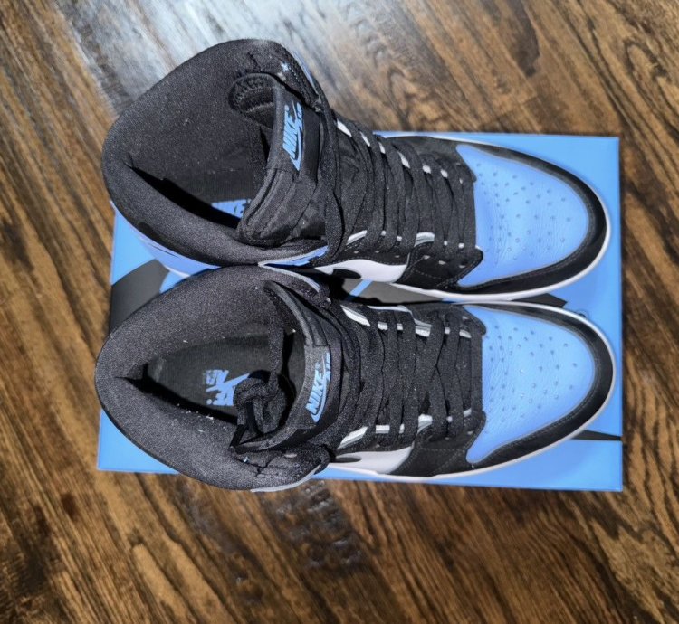 Nike Air Jordan 1 Retro Og High Unc Toe Size 10 5 Dz5485-400