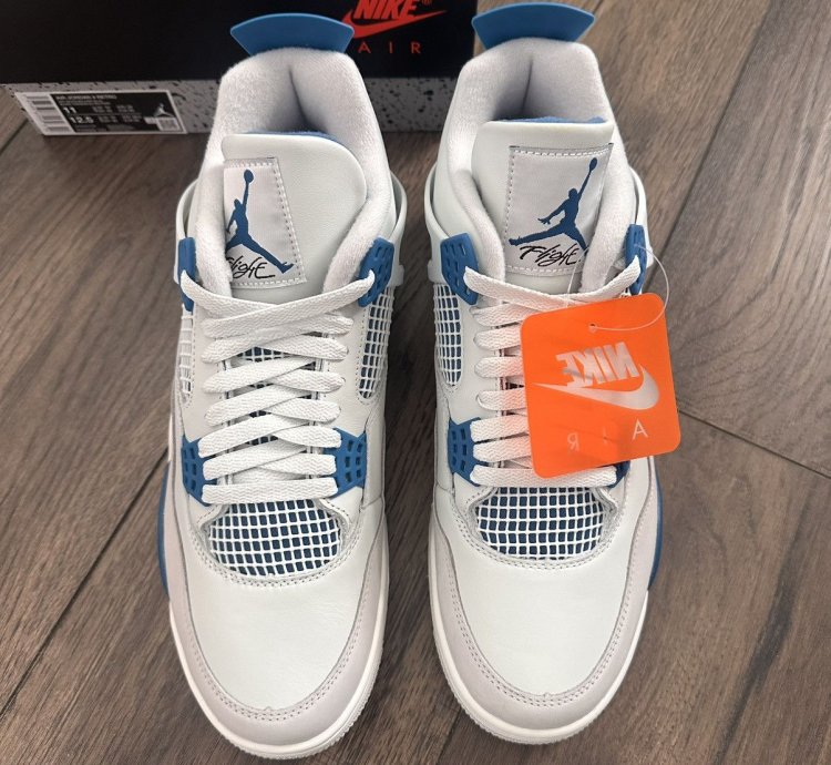 Nike Air Jordan 4 Military Blue