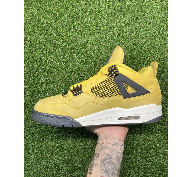 Nike Air Jordan 4 Retro Lightning