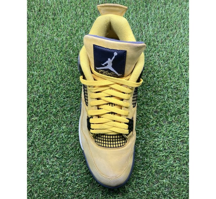 Nike Air Jordan 4 Retro Lightning