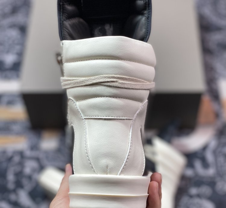 Rick Owens Rick Owens 23 Leather High Sneakersblackmilk Dark High