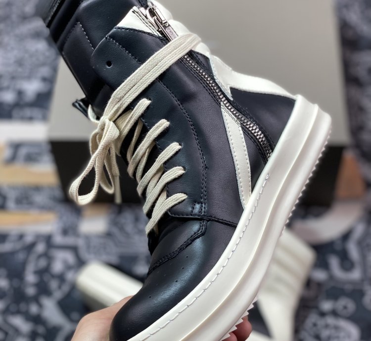Rick Owens Rick Owens 23 Leather High Sneakersblackmilk Dark High