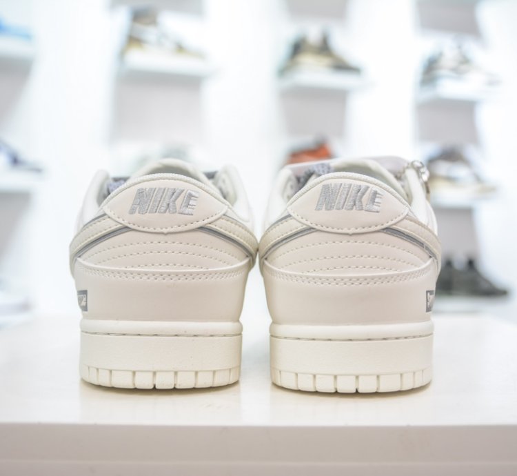 Nk Sb Dunk Low Lv Co-branded Dragon Year Limited Edition Black Hook Hongyun Dang
