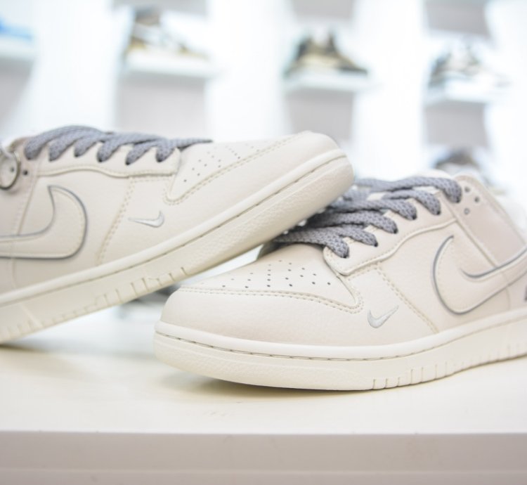 Nk Sb Dunk Low Lv Co-branded Dragon Year Limited Edition Black Hook Hongyun Dang