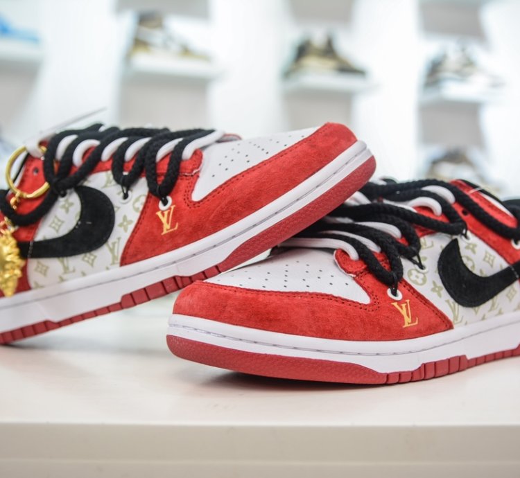 Nk Sb Dunk Low Lv Co-branded Dragon Year Limited Edition Black Hook Hongyun Dang