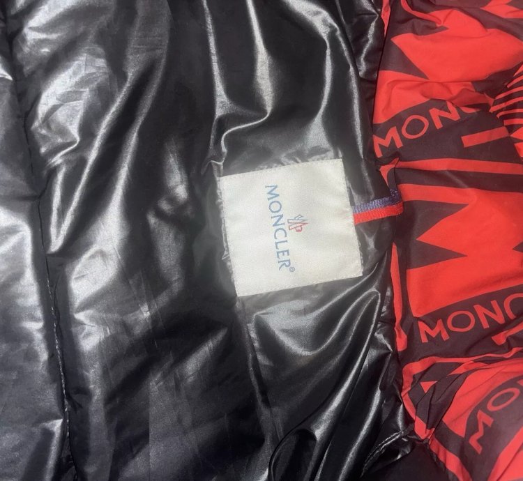 Moncler Puffer Jacket Red
