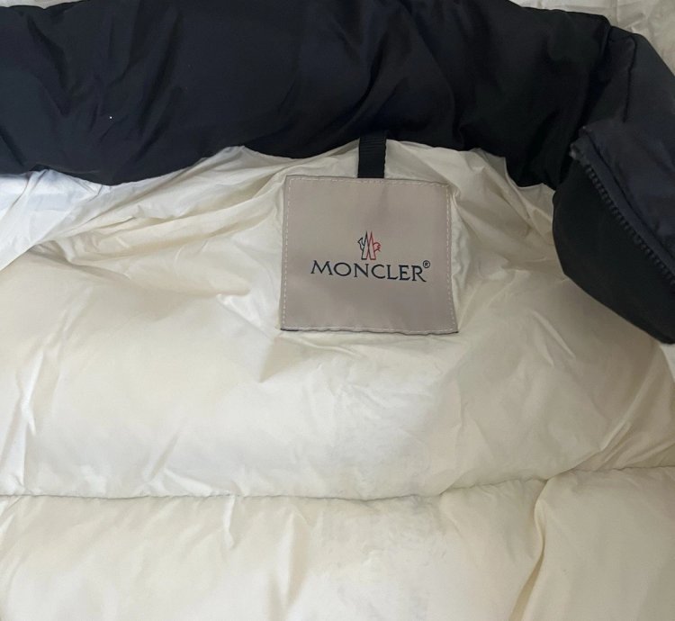 Moncler Size 1