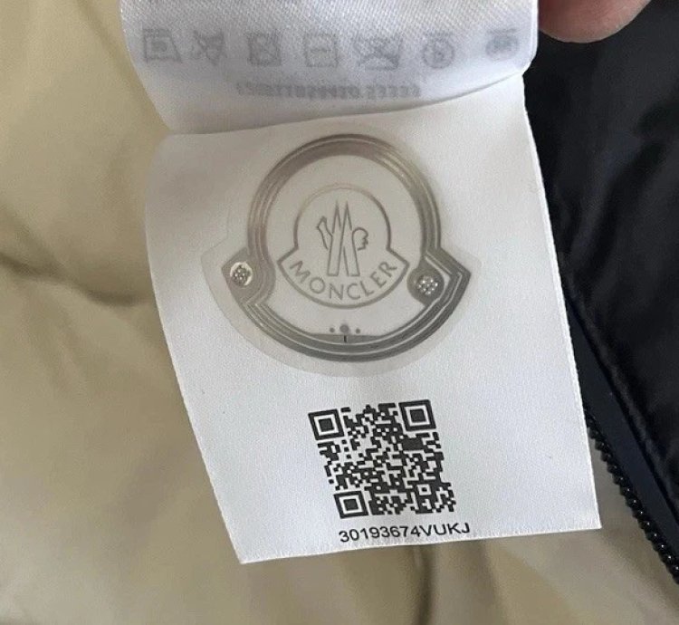 Moncler Size 1