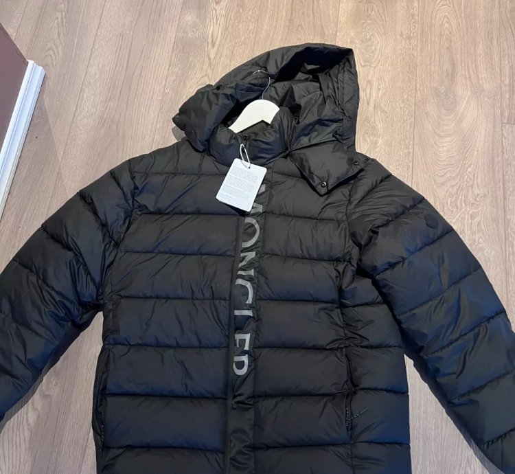 New Moncler Jacket - -large Puffer Jacket