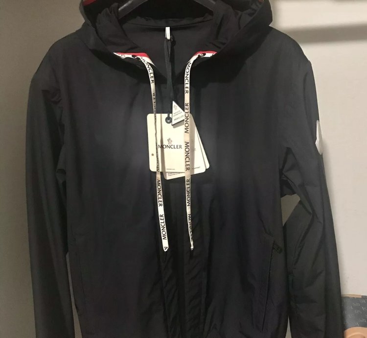 Nwt 950 Moncler Men Carles Hooded Jacket In Navy Size 3 Large Authentic