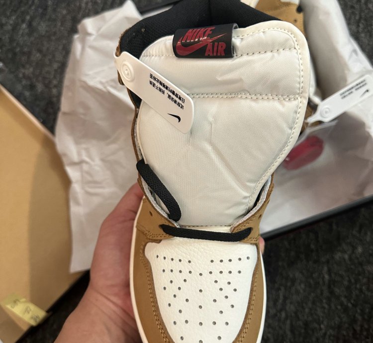 Jordan 1 Retro High Rookie Of The Year 555088-700