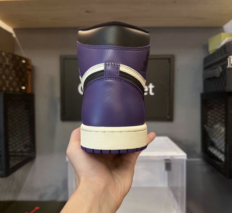 Jordan 1 Retro High Court Purple 555088-501