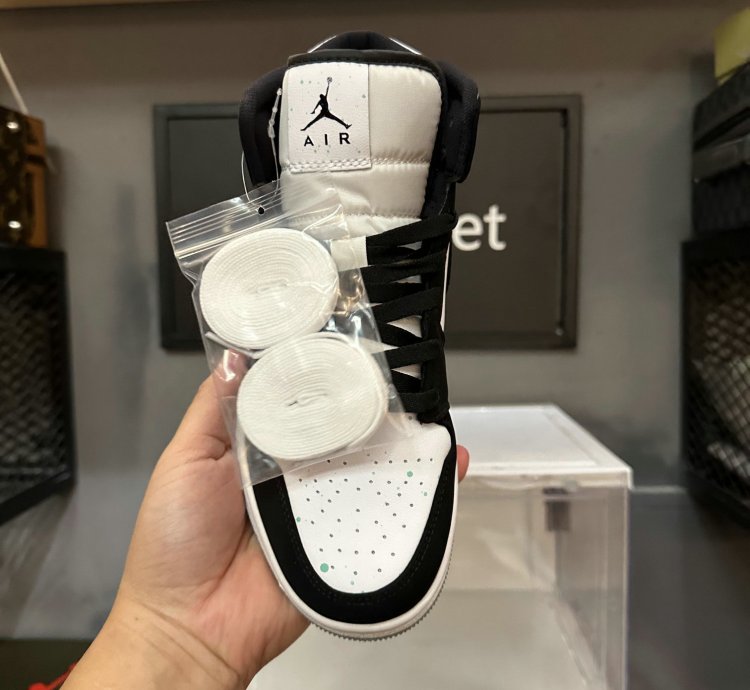 Jordan 1 Mid White Black Teal Tint gs Bq6931-103