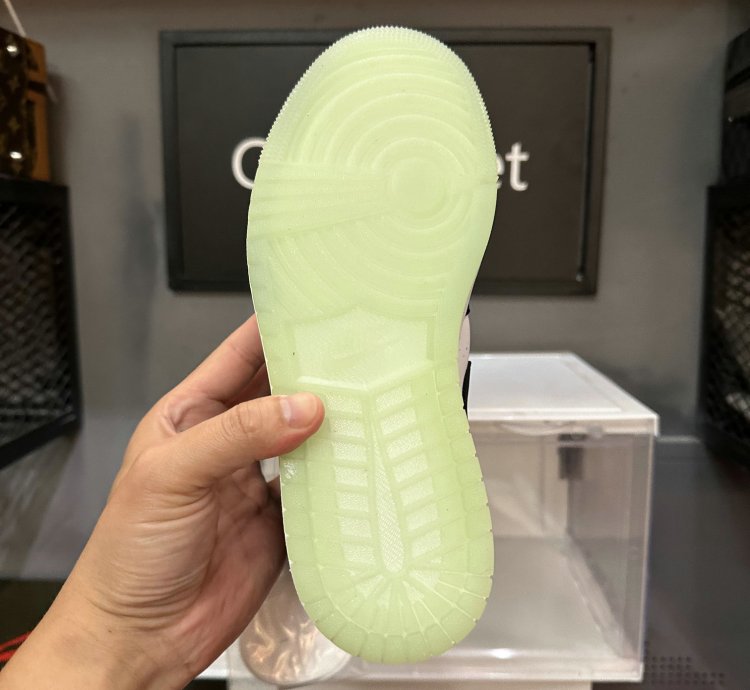 Jordan 1 Mid White Black Teal Tint gs Bq6931-103