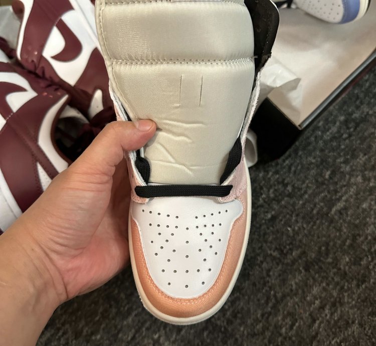 Jordan 1 Retro High Og Skyline Dx0054-805
