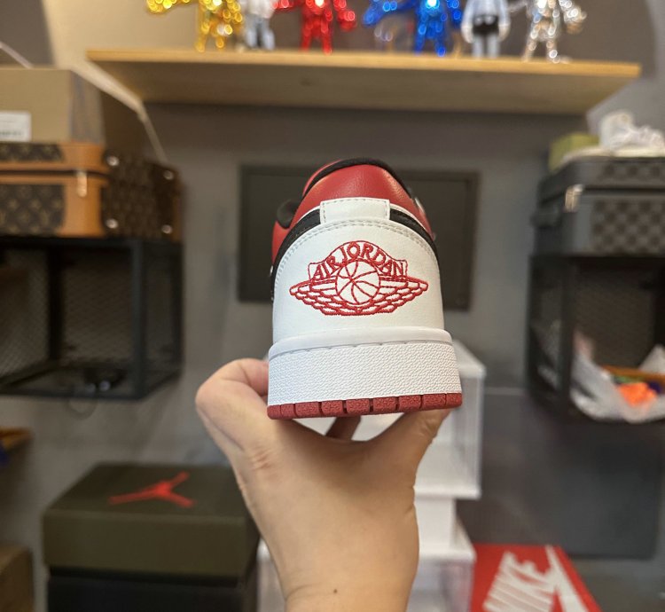 Jordan 1 Low White Gym Red gs 553560-118