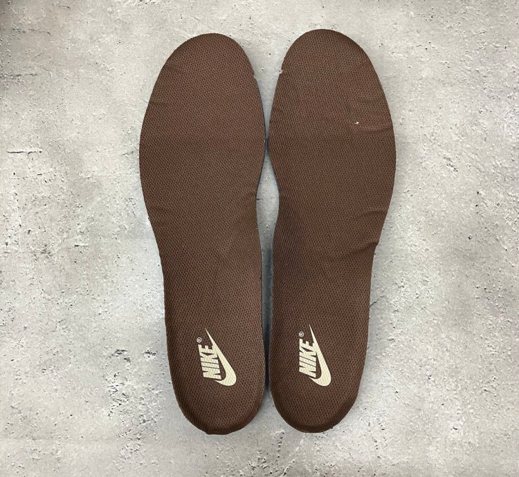 Travis Scott × Nike Zoom Field Jaxx White And Light Chocolate