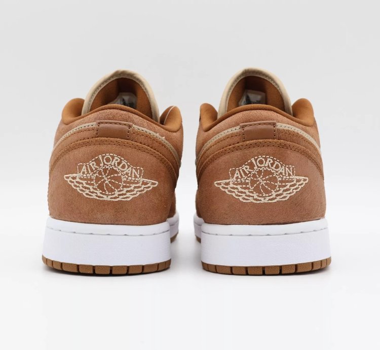 Nike Air Jordan 1 Low Se Legend Medium Brown Sail Legend