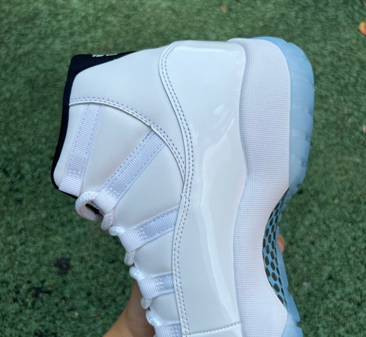 Nike Air Jordan 11 Retro Legend Blue