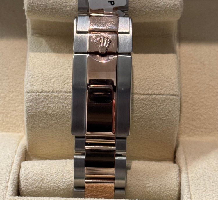 Rolex Yacht-master Ii Steel Yacht-master Ii 44 Watch - White Dial - Two Toned Rose Gold