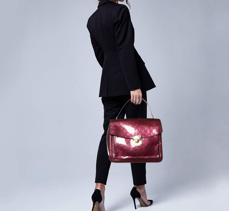 Louis Vuitton Amarante Monogram Vernis Mirada Bag