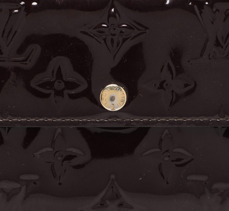 Louis Vuitton Amarante Monogram Vernis Sarah Continental Wallet