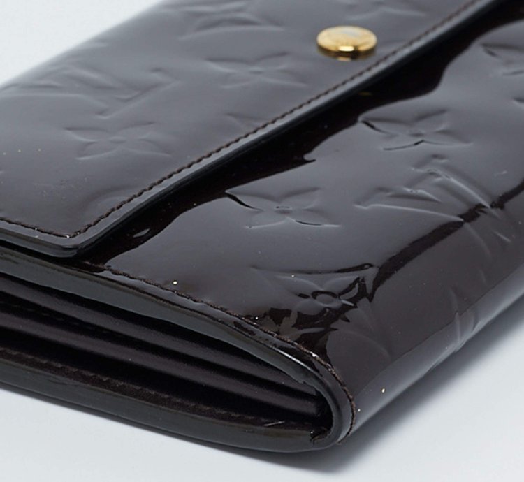 Louis Vuitton Amarante Monogram Vernis Sarah Wallet