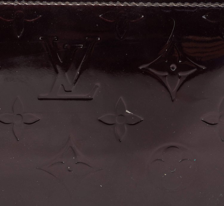 Louis Vuitton Amarante Monogram Vernis Zippy Wallet