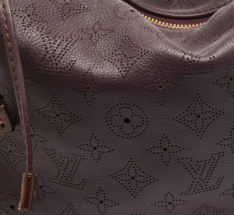 Louis Vuitton Aubergine Monogram Mahina Leather Onatah Gm Bag