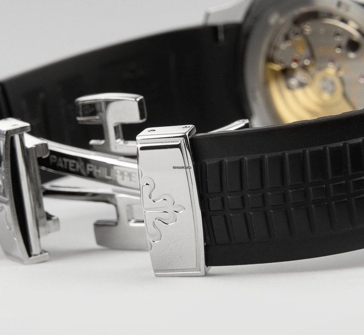 Patek Philippe Aquanaut Dual Time Stainless Steel 5164a-001